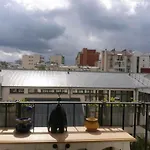 2 Pieces De 48 M2 A Paris